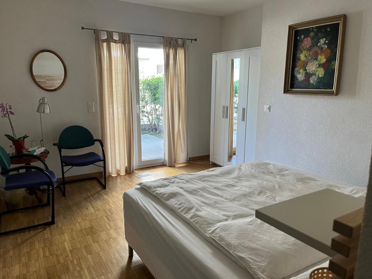 Grande Chambre Avec Salle De Bains Privative Lausanne Exterior photo